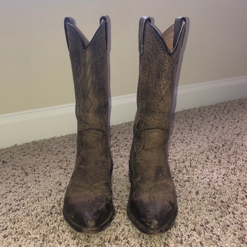 Frye cowboy boots size 5.5 women’s